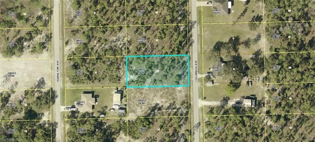 2215 Columbus AVE ALVA, FL 33920