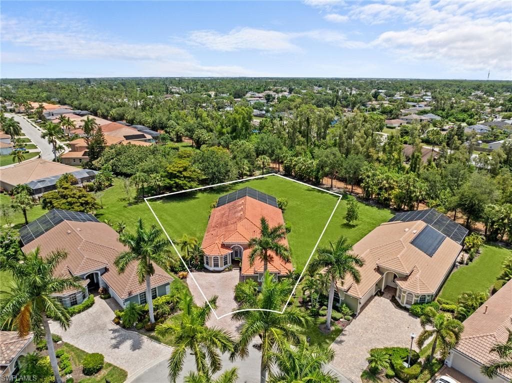 19441 Caladesi DR ESTERO, FL 33967