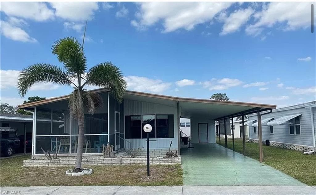 78 Sunrise AVE NORTH FORT MYERS, FL 33903