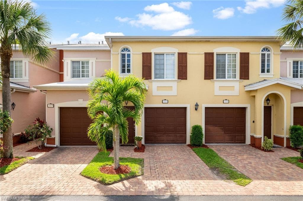 20160 Estero Gardens CIR 203 ESTERO, FL 33928