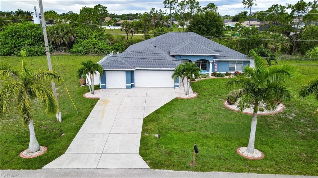 4128 NE 21st PL CAPE CORAL, FL 33909