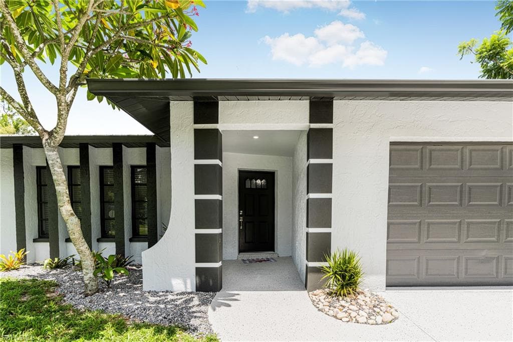 101 Edward AVE LEHIGH ACRES, FL 33936