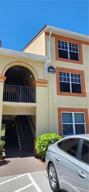 7965 Preserve CIR 721 NAPLES, FL 34119