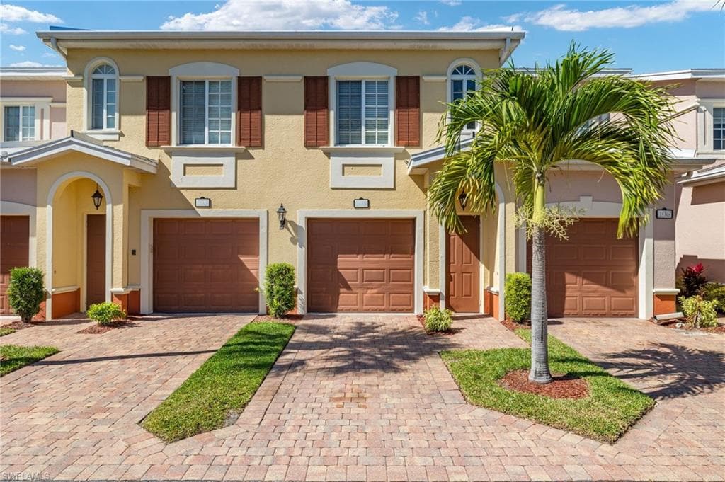 20140 Estero Gardens CIR 206 ESTERO, FL 33928