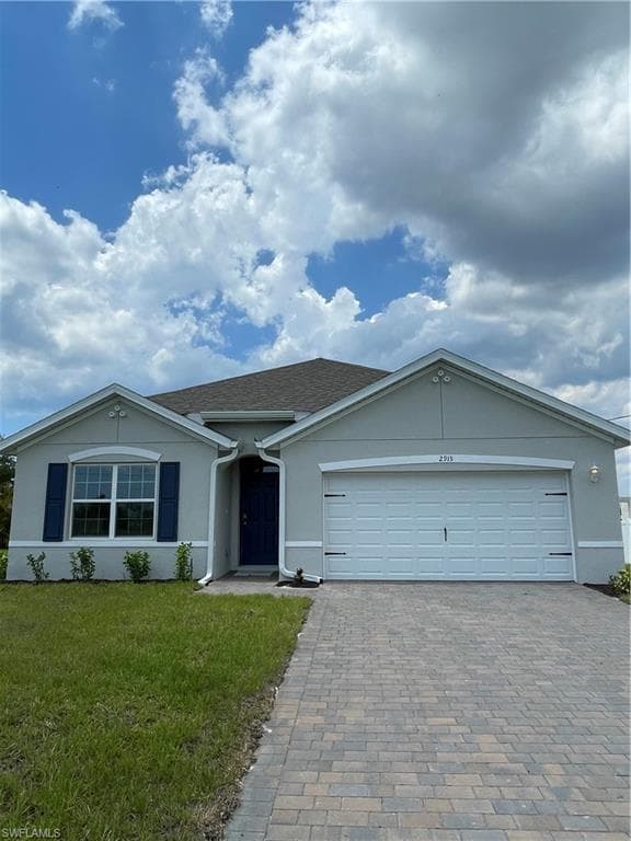 2913 NW 8th TER CAPE CORAL, FL 33993