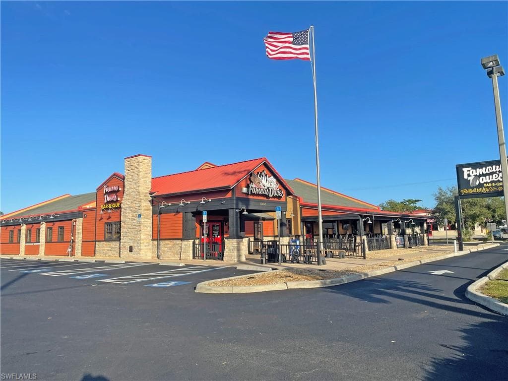 12148 S Cleveland AVE FORT MYERS, FL 33907