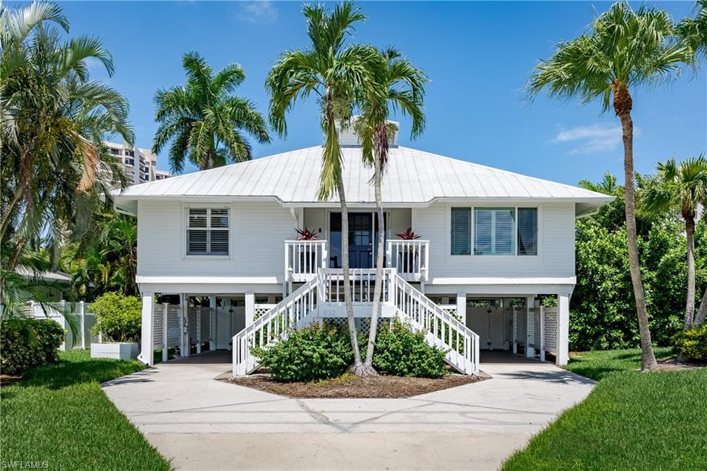 832 Seagrape DR MARCO ISLAND, FL 34145