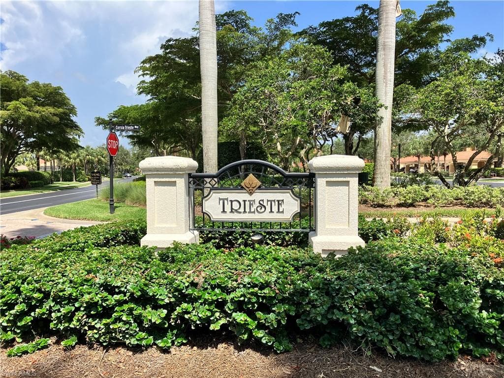 11091 Corsia Trieste WAY 103 BONITA SPRINGS, FL 34135