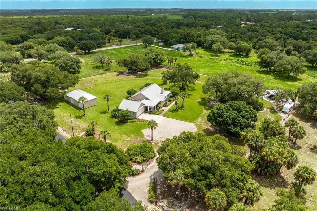 23150 N River RD ALVA, FL 33920