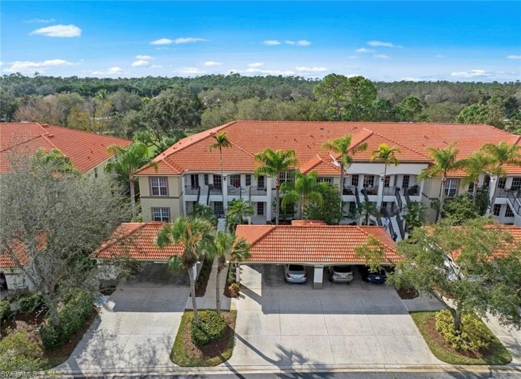 11091 Corsia Trieste WAY 102 BONITA SPRINGS, FL 34135