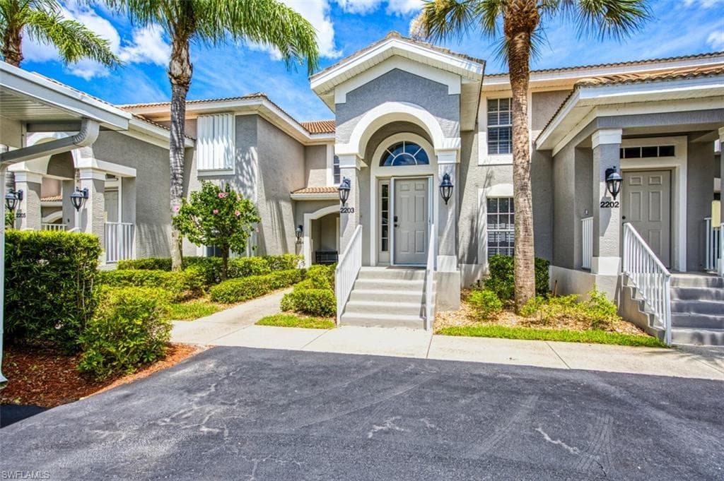 10113 Colonial Country Club BLVD 2203 FORT MYERS, FL 33913