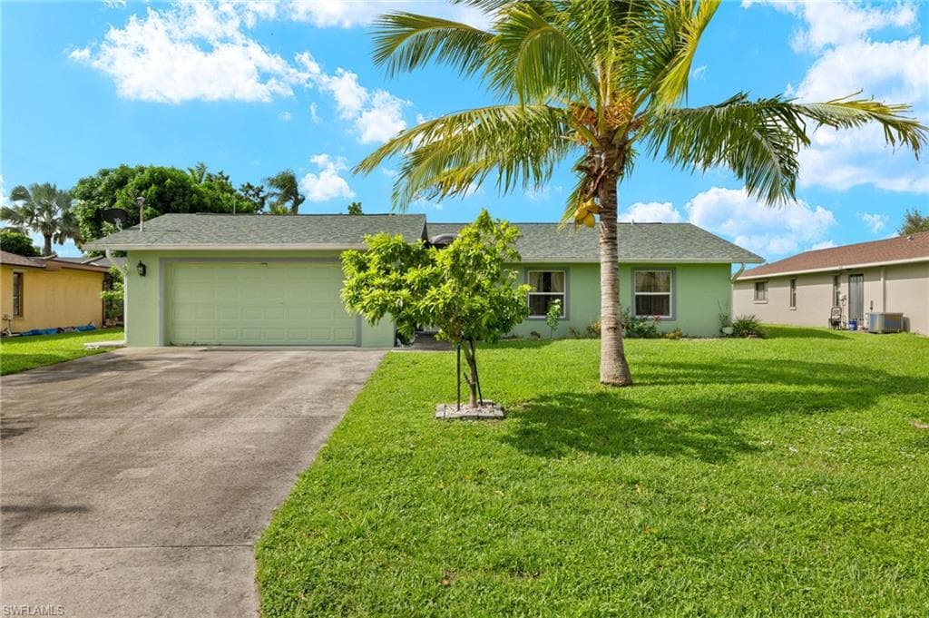 1724 SE 12th ST CAPE CORAL, FL 33990