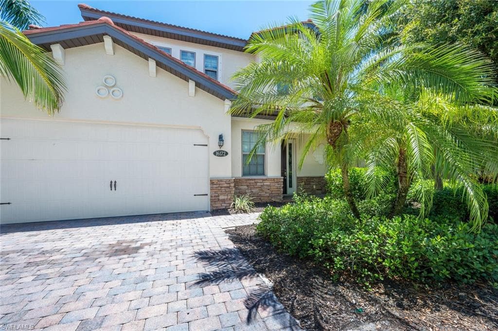 16172 ABERDEEN AVE NAPLES, FL 34110