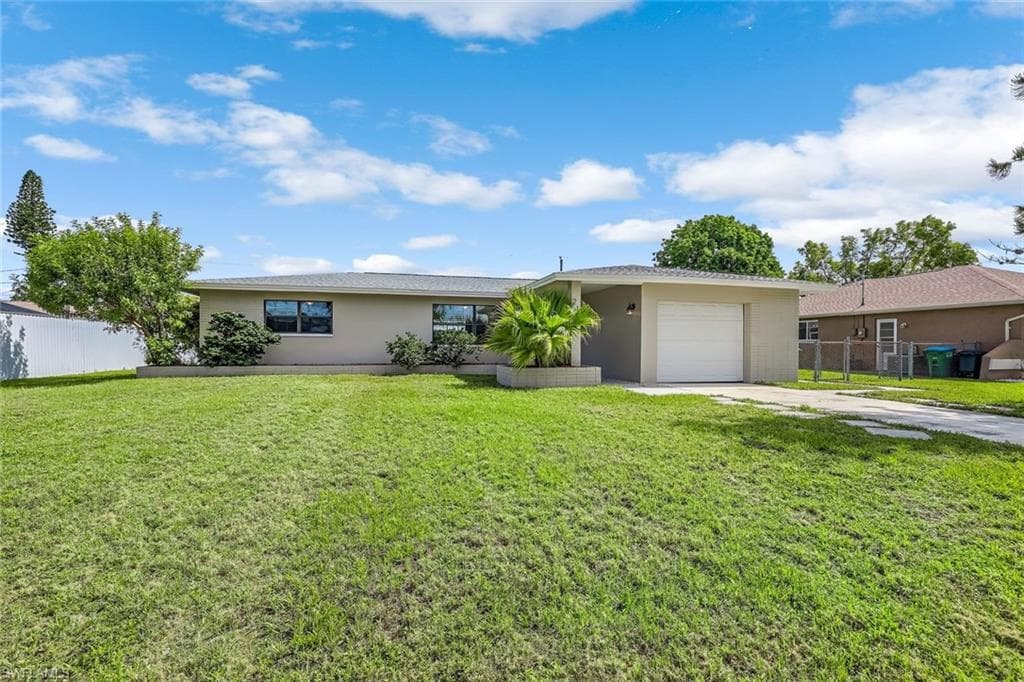 2121 SE 6th LN CAPE CORAL, FL 33990