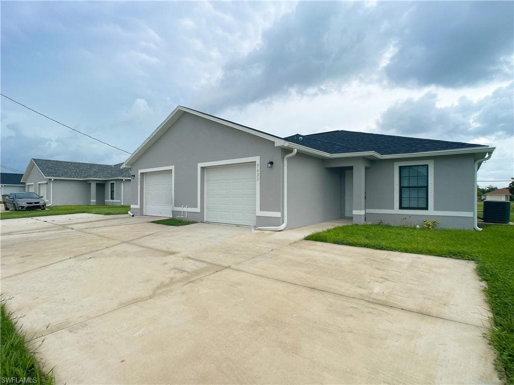 3625 SW 8th PL CAPE CORAL, FL 33914