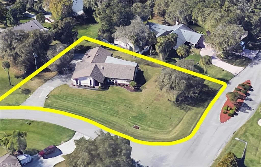 7293 Pelas CIR NORTH FORT MYERS, FL 33917