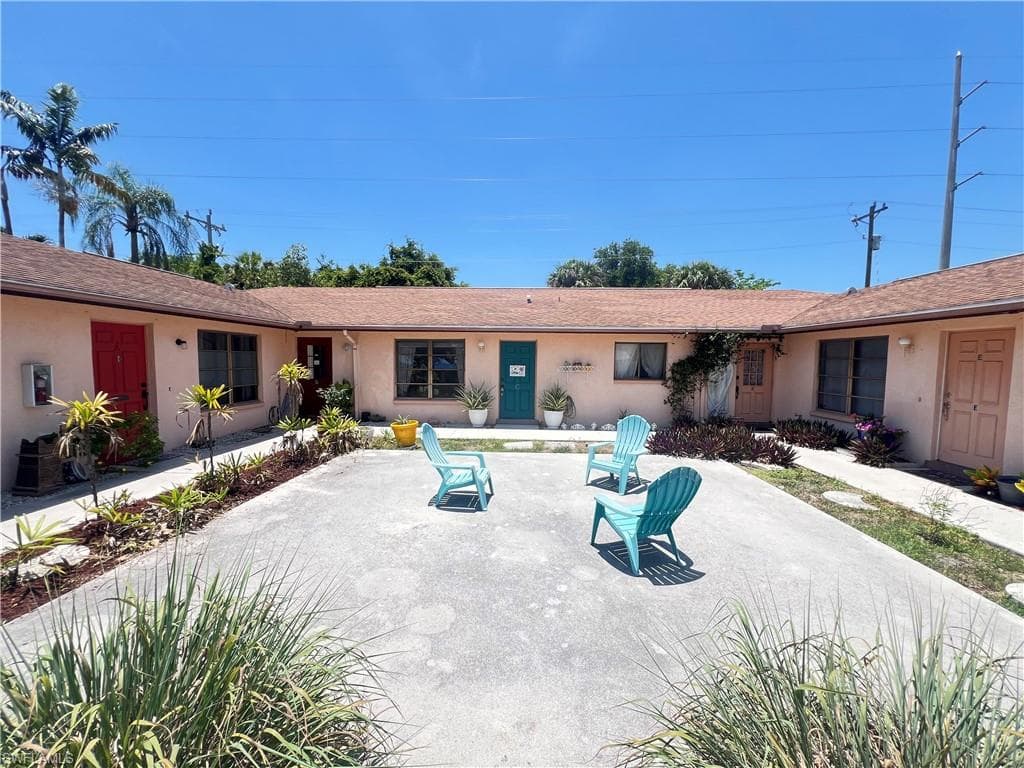 2718 SE 16th PL C CAPE CORAL, FL 33904