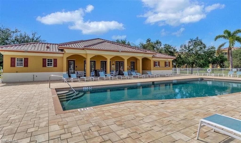 4122 Residence DR 102 FORT MYERS, FL 33901