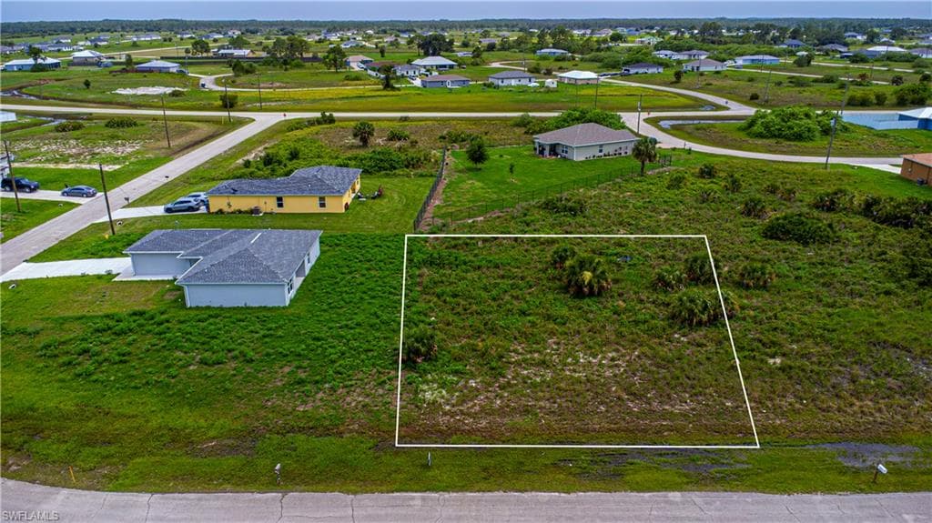 9032 Maywood CIR LABELLE, FL 33935