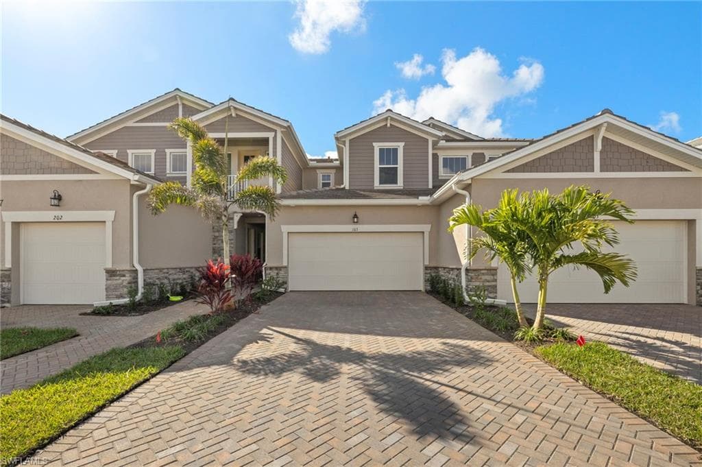 4557 Arboretum CIR 103 NAPLES, FL 34112