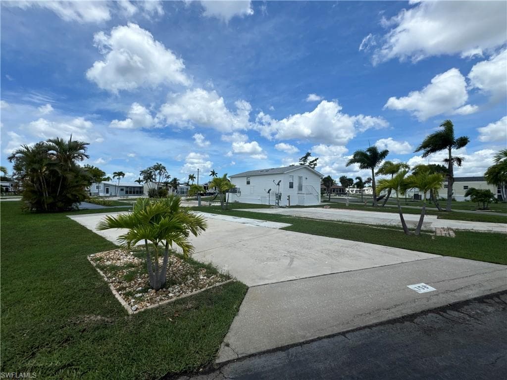 19681 Summerlin RD 158 FORT MYERS, FL 33908