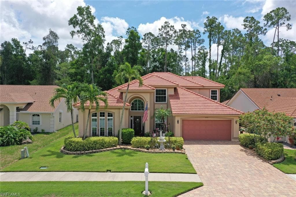 2160 Piccadilly Circus NAPLES, FL 34112