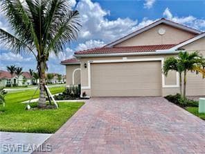 2969 Royal Gardens AVE FORT MYERS, FL 33916