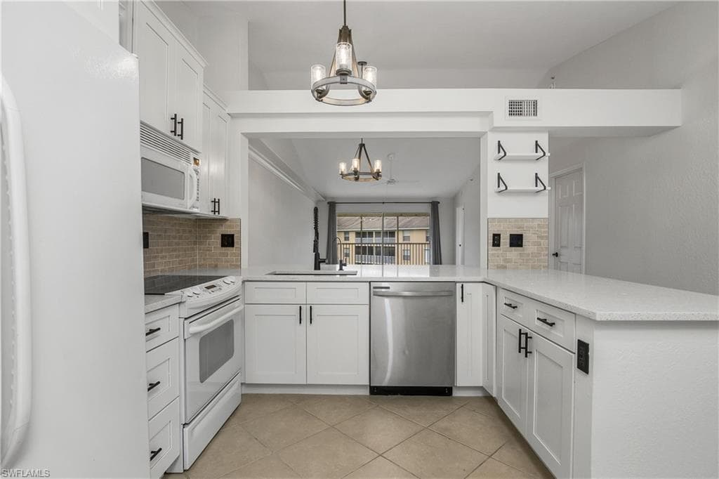 9650 Victoria LN B301 NAPLES, FL 34109