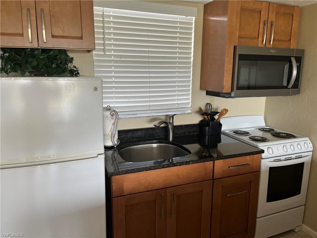 1012 Anglers CV D409 MARCO ISLAND, FL 34145