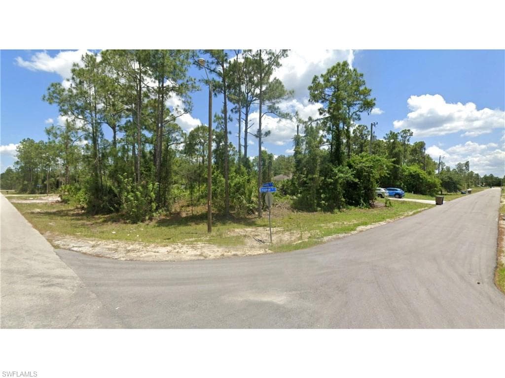 759 Chapman AVE S LEHIGH ACRES, FL 33974