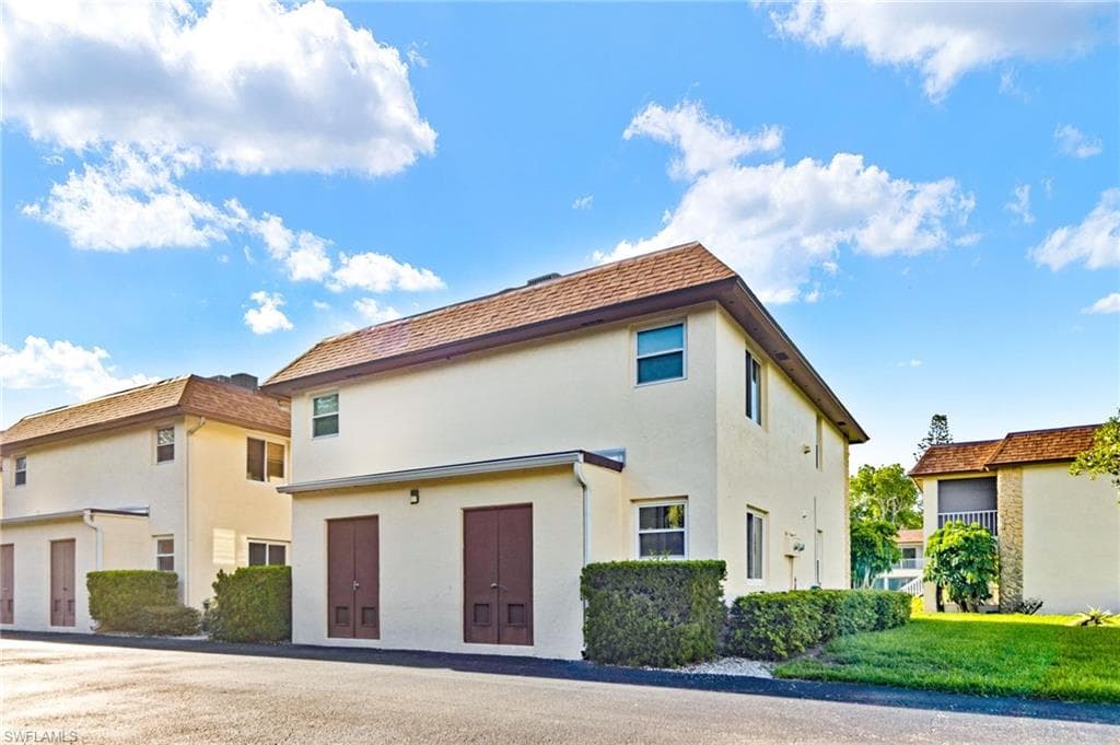 1155 Sandpiper ST F7 NAPLES, FL 34102