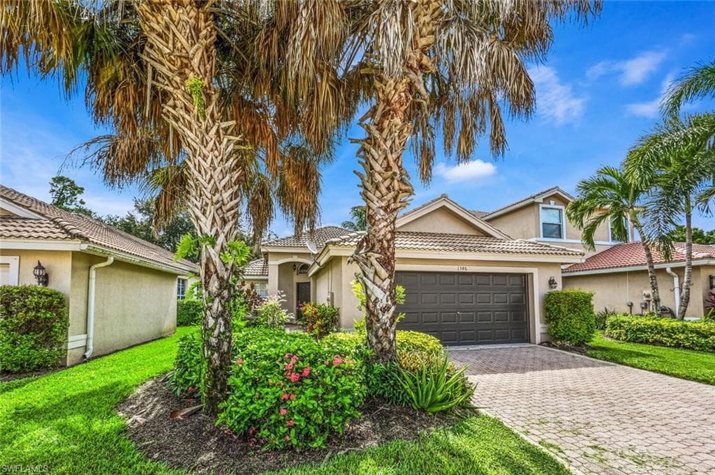 1346 Triandra LN NAPLES, FL 34119