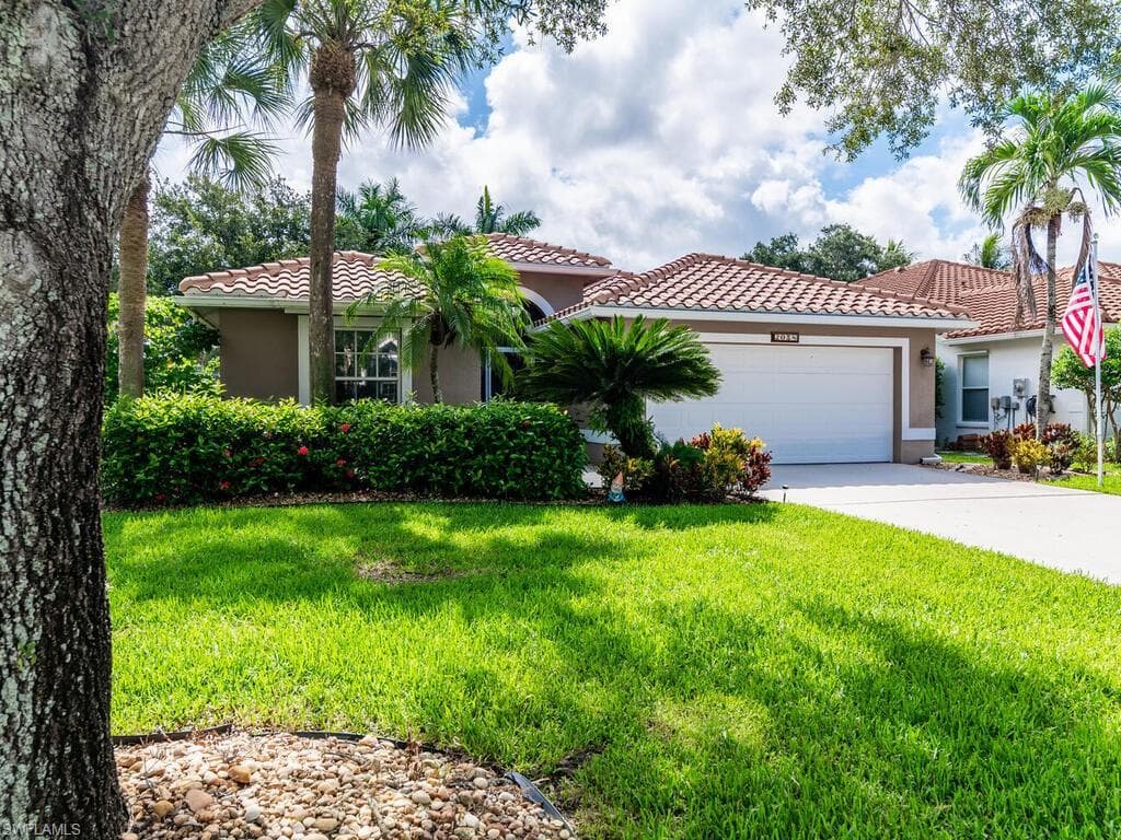 2058 Morning Sun LN NAPLES, FL 34119