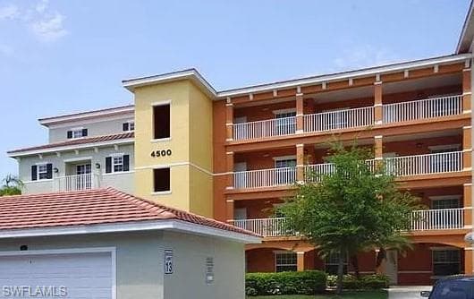 4500 Botanical Place CIR 206 NAPLES, FL 34112