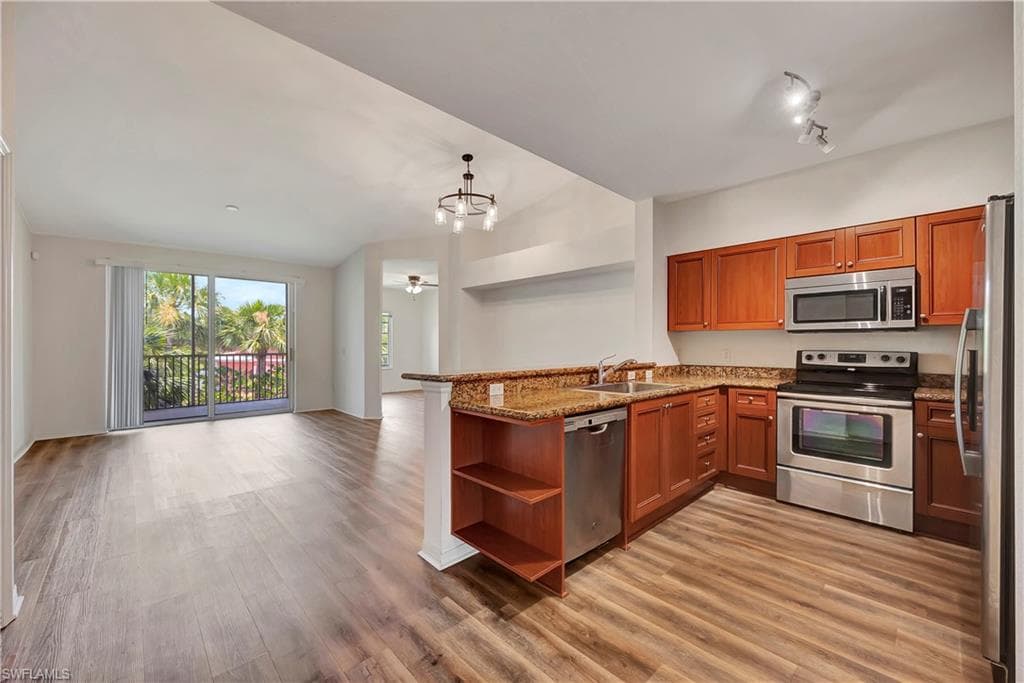10110 Villagio Palms WAY 203 ESTERO, FL 33928