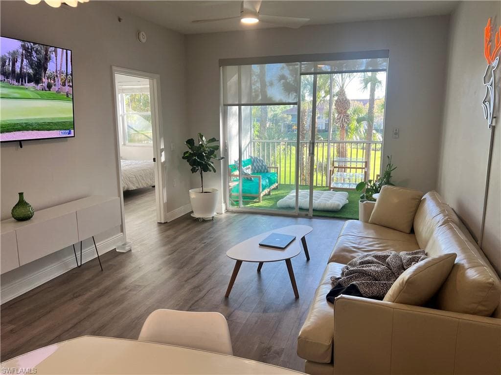 3950 Loblolly Bay DR 3-206 NAPLES, FL 34114