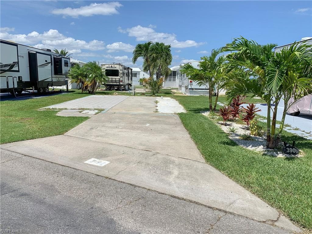 19681 Summerlin 391A RD FORT MYERS, FL 33908
