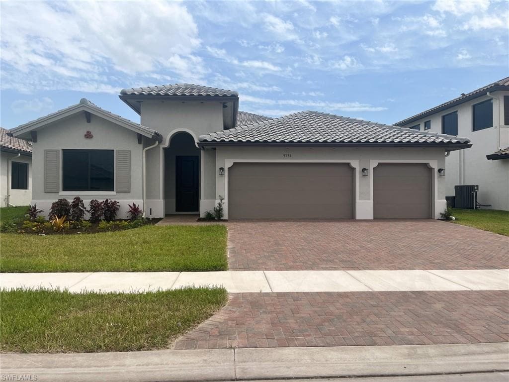 5194 JULIENNE RD AVE MARIA, FL 34142