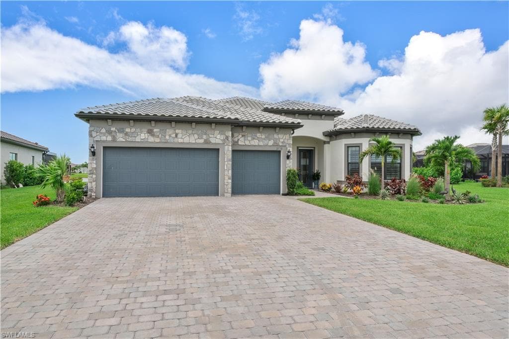 20150 Napa LOOP ESTERO, FL 33928