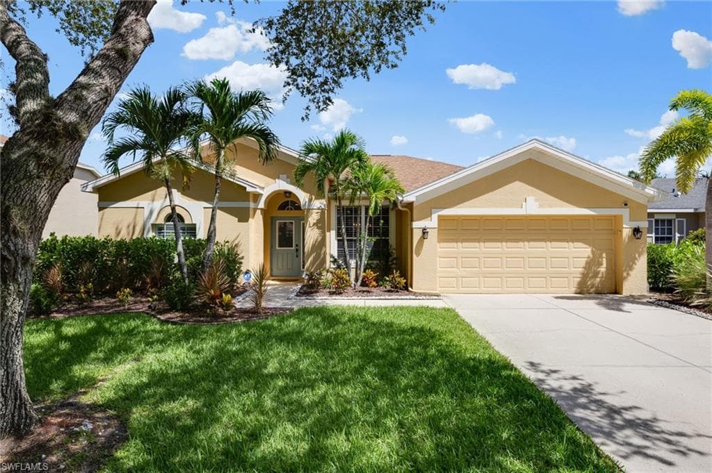 9321 Pittsburgh BLVD FORT MYERS, FL 33967