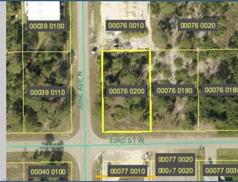 2818 33rd ST W LEHIGH ACRES, FL 33971