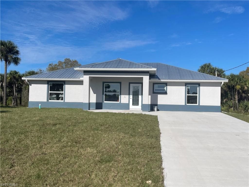 5010 S Peachtree CIR LABELLE, FL 33935