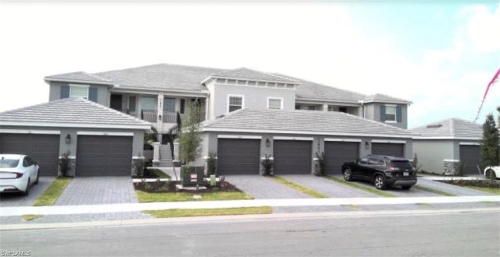 11861 Venetian Lagoon DR 103 FORT MYERS, FL 33913