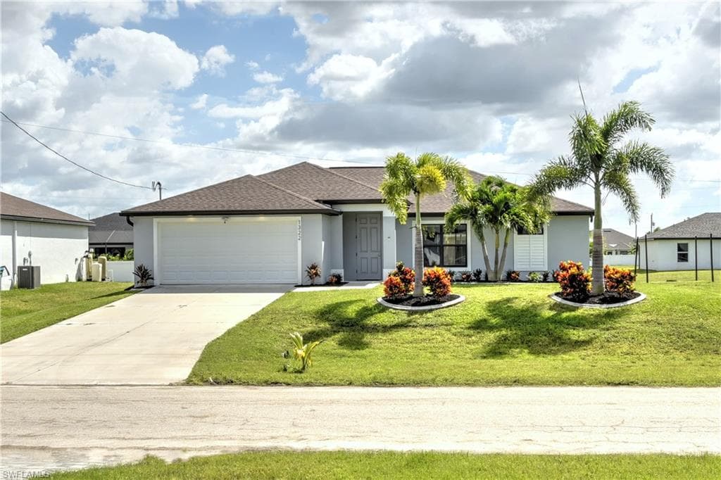 1322 NW 10th TER CAPE CORAL, FL 33993