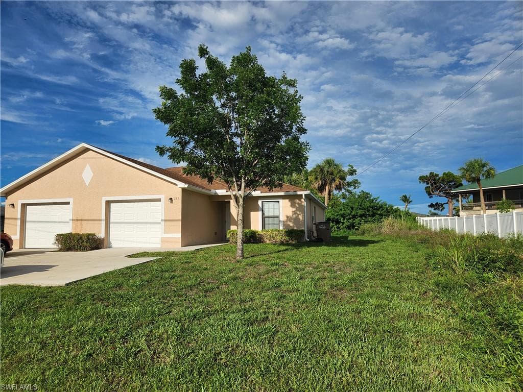 235 SE 24th AVE CAPE CORAL, FL 33990