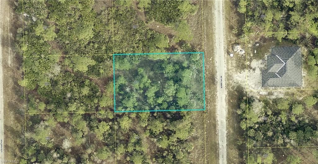 2151 Winnetka DR LEHIGH ACRES, FL 33972