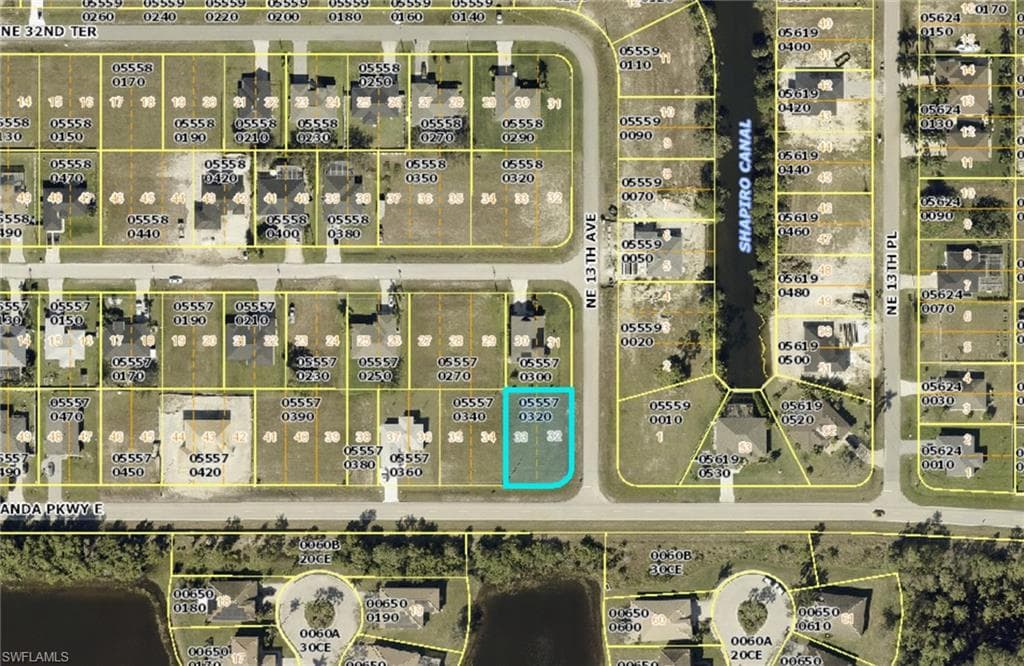 1129 Jacaranda PKWY E CAPE CORAL, FL 33909