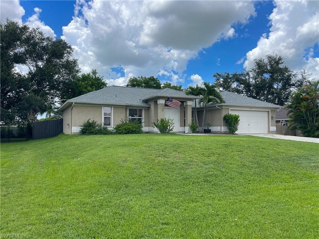 1209 SW 7th TER CAPE CORAL, FL 33991