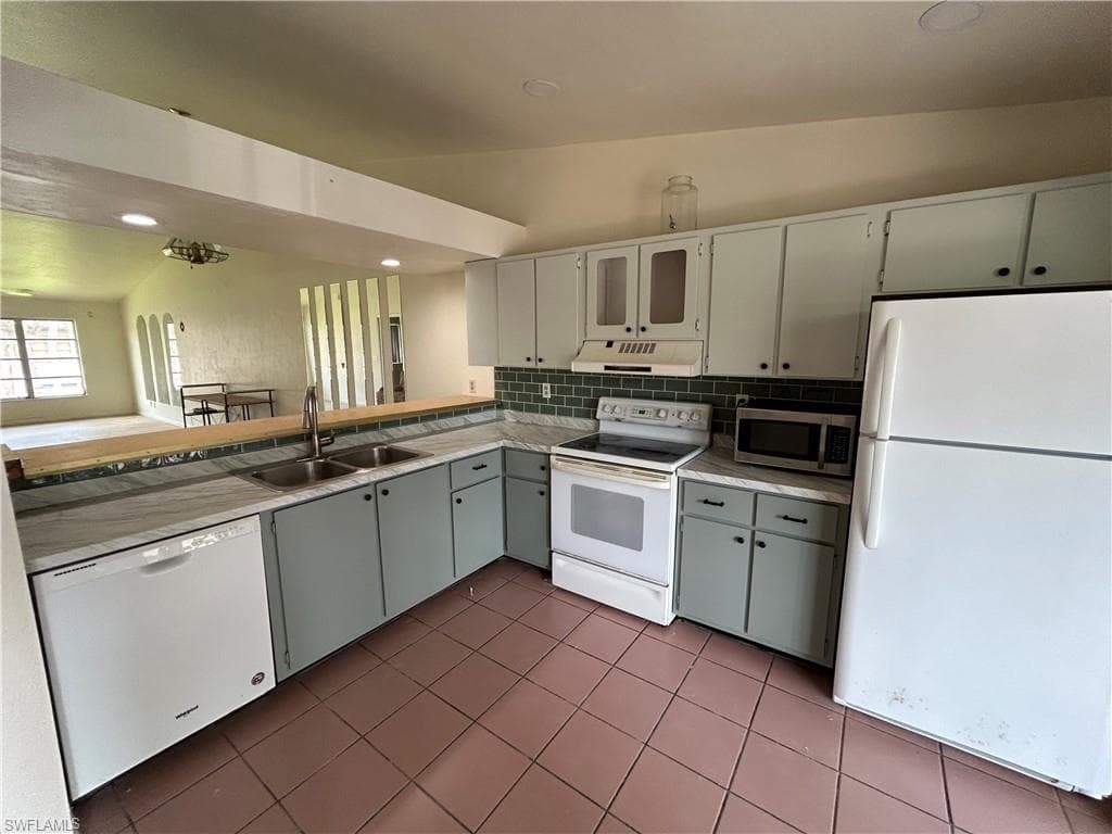 3420 Frosty WAY 4910 NAPLES, FL 34112