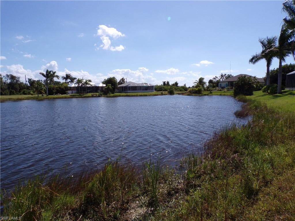 203 Redwood RD ROTONDA WEST, FL 33947